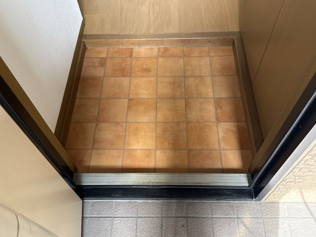 リブラスハイツⅠの玄関