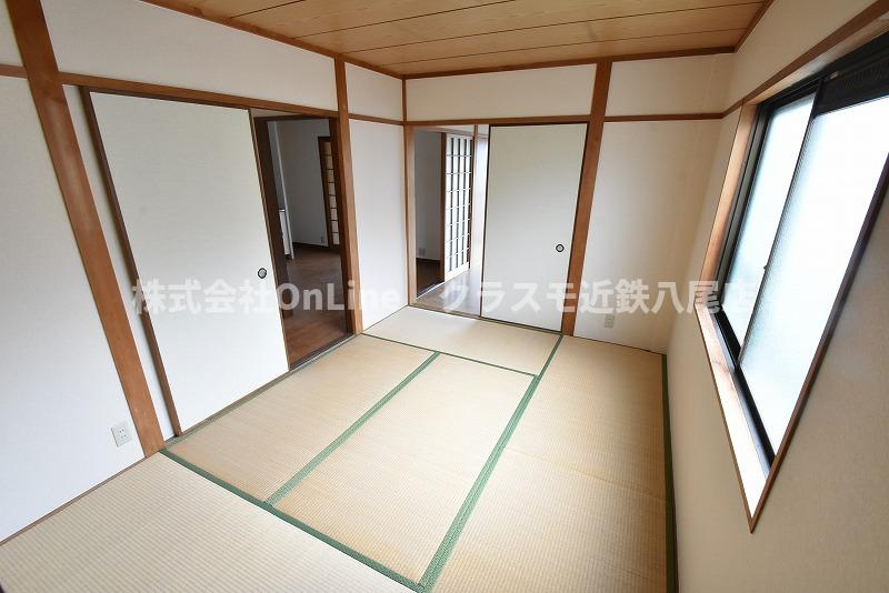 八尾市東山本新町１丁目の賃貸マンションの寝室