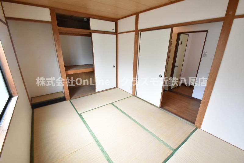 八尾市東山本新町１丁目の賃貸マンションの和室