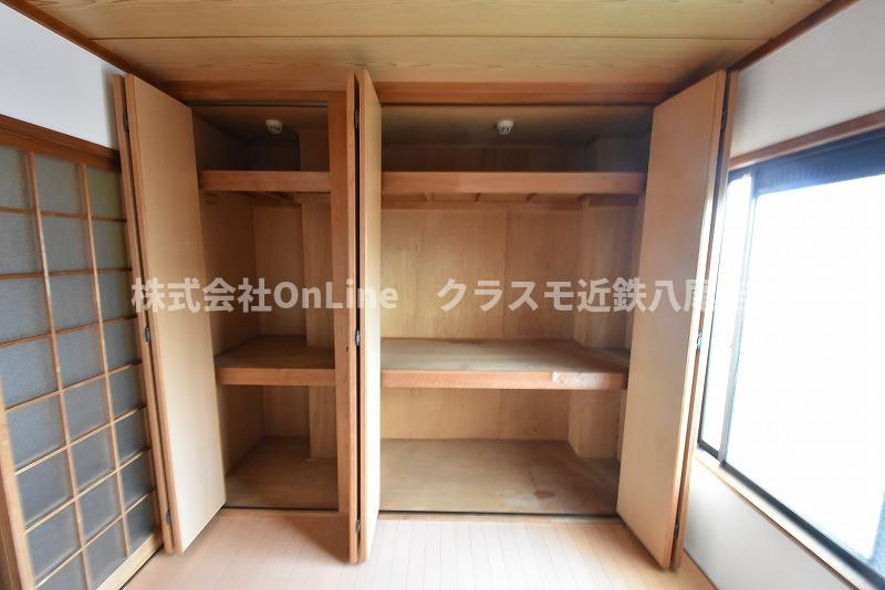 八尾市東山本新町１丁目の賃貸マンションの収納