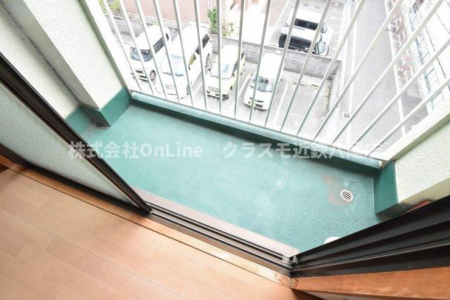 八尾市東山本新町１丁目の賃貸マンションのバルコニー