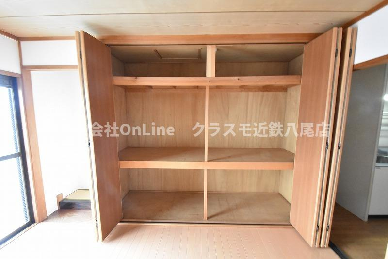 八尾市東山本新町１丁目の賃貸マンションの収納