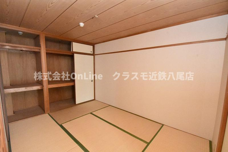 八尾市東山本新町１丁目の賃貸マンションの寝室