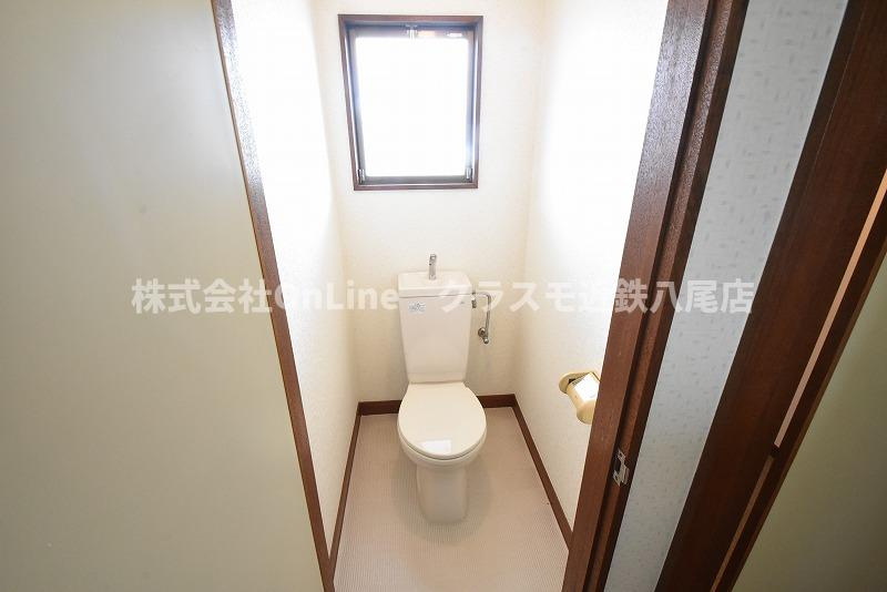 八尾市東山本新町１丁目の賃貸マンションのトイレ