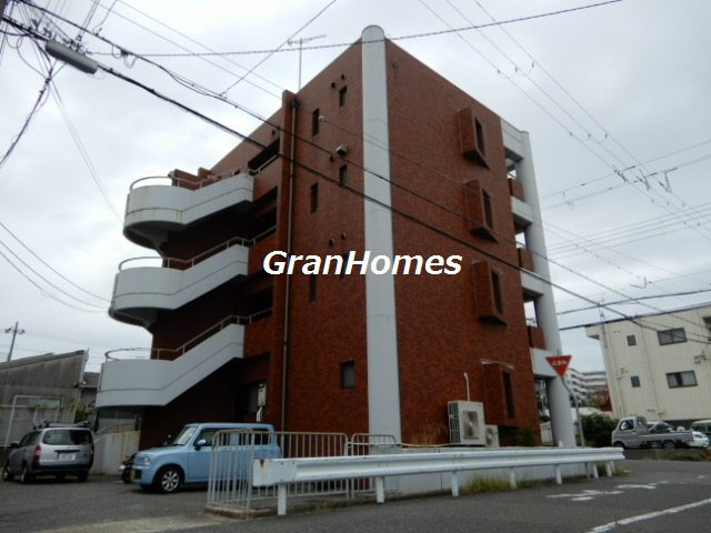 ハイツ重塚Ⅱの外観