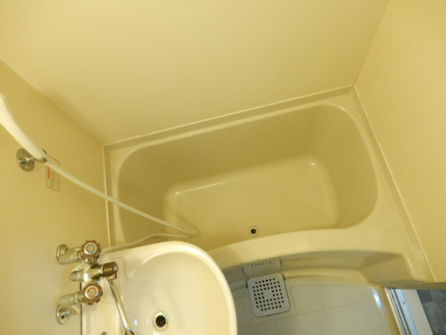 ルミエール有瀬の浴室