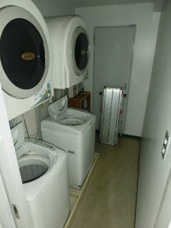 【その他共用部分】 | 建物内にコインランドリーあり。
