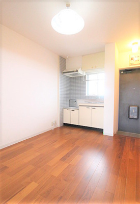 【居間・リビング】 | シャロム新町 | おしゃれなリビングです