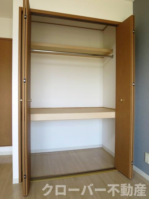 ハイネス郡家の収納
