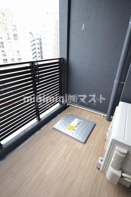 コンフォリア北堀江１丁目のバルコニー