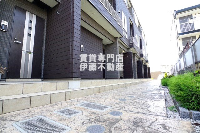 Modessa Gosaibiのエントランス