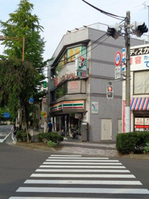 セブンイレブン八王子高尾北口店