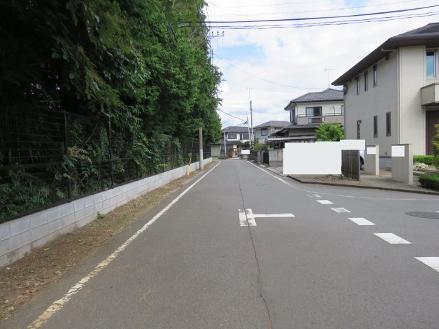 川越市かすみ野売地の前面道路含む現地写真