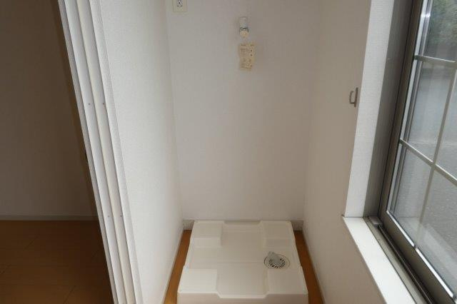 カーサ・ミニヨンのその他|洗濯機置き場