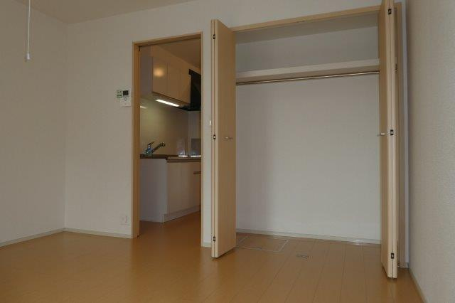 カーサ・ミニヨンの寝室|洋室