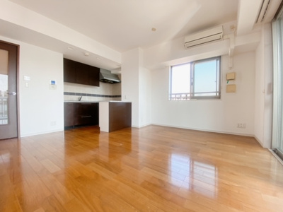 【居間・リビング】 | グローリオ三軒茶屋