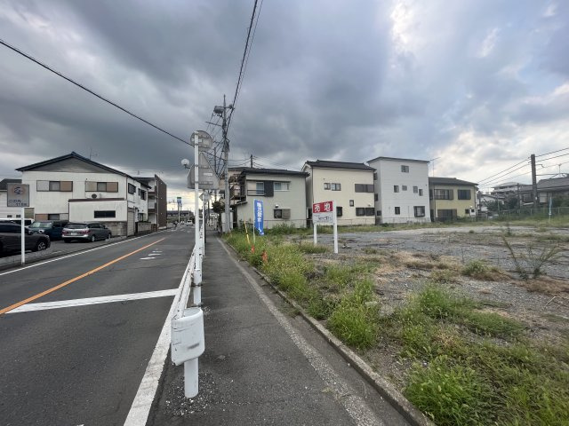 川越市岸町1丁目　建築条件なし売地　東武東上線『川越駅』徒歩15分　【仙波小学区】の前面道路含む現地写真