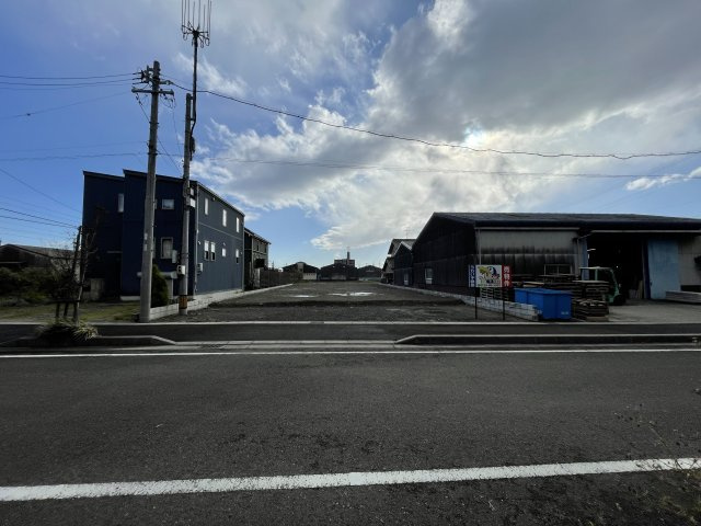 土地　徳田西3丁目の前面道路含む現地写真