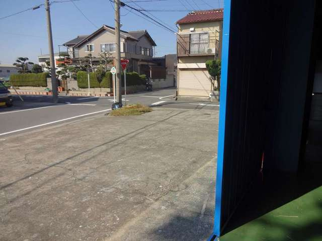 大治町鎌須賀倉庫の外観