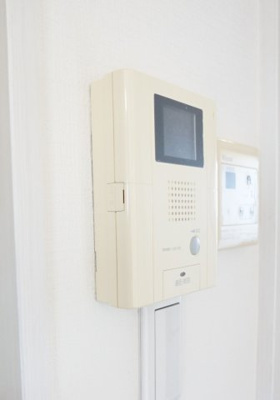【セキュリティ】 | アメニティ桜マンション | アメニティ桜マンション 急な来客でもTVインターホンで確認が出来て安心です☆