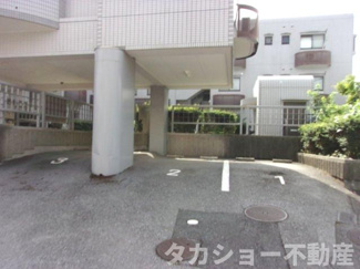 【駐車場】 | 駐車場に車を止められます