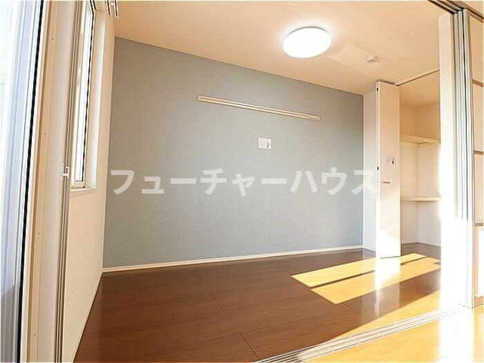パークドオートム　Ｄの内装