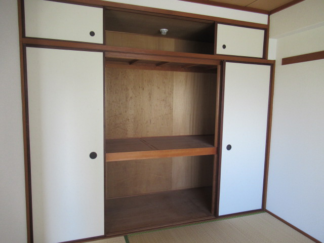 プラスパラス・ヒラノの収納