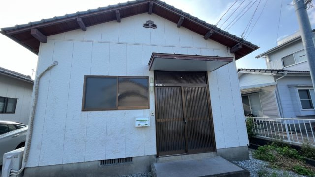 曽師町　オーナーチェンジ　戸建ての外観