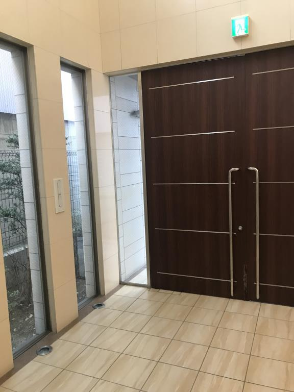 ソレアード玉造のエントランス