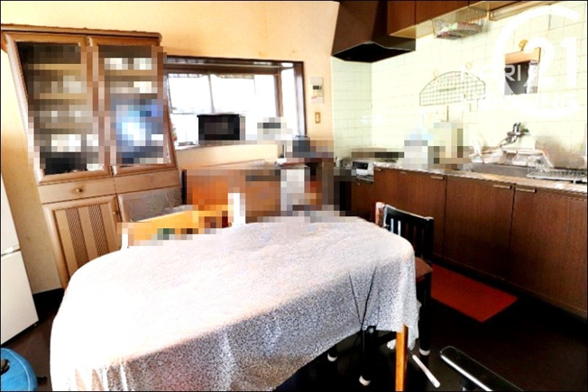 【居間・リビング】 | 武蔵村山市大南3丁目　中古戸建 | DK8帖♪