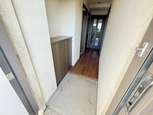 シャルマンフジ二色の浜ローヤルグランポートの玄関