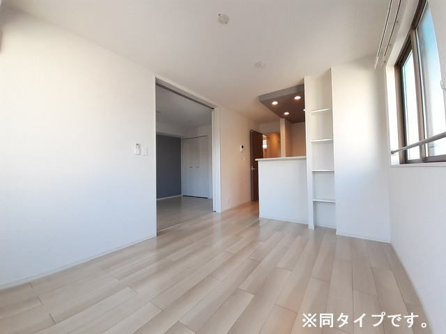 イーケーサングレースの居間・リビング|ゆったりとした居間です