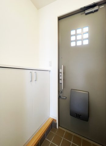 ガーデニアナナの玄関