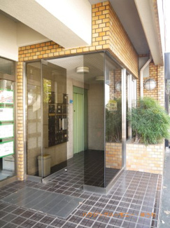 【エントランス】