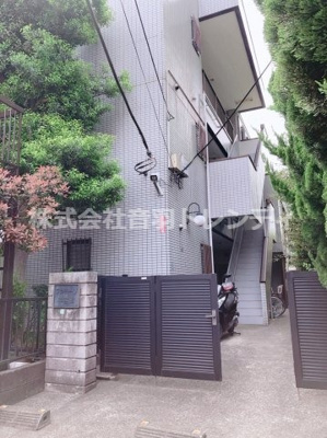 【エントランス】 | ファミール中村橋 | 落ち着いたエントランスです