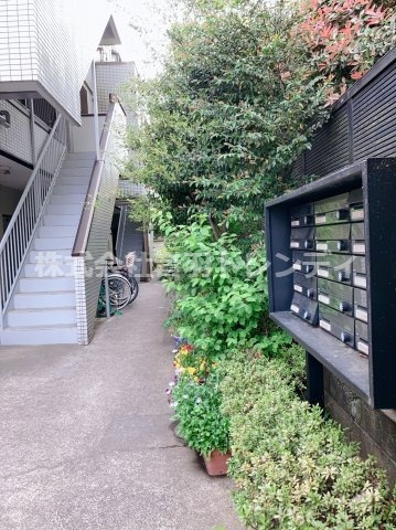 【その他共用部分】 | ファミール中村橋 | 防犯性の高いダイヤルポスト