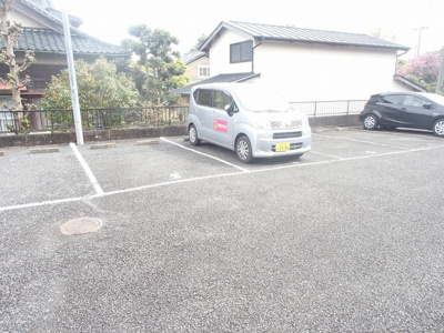 敷地内駐車場！（要空確認）
