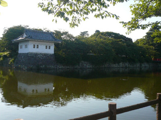 小田原城址公園こども遊園地まで2100ｍ