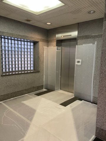 ビリーヴ新宿のロビー