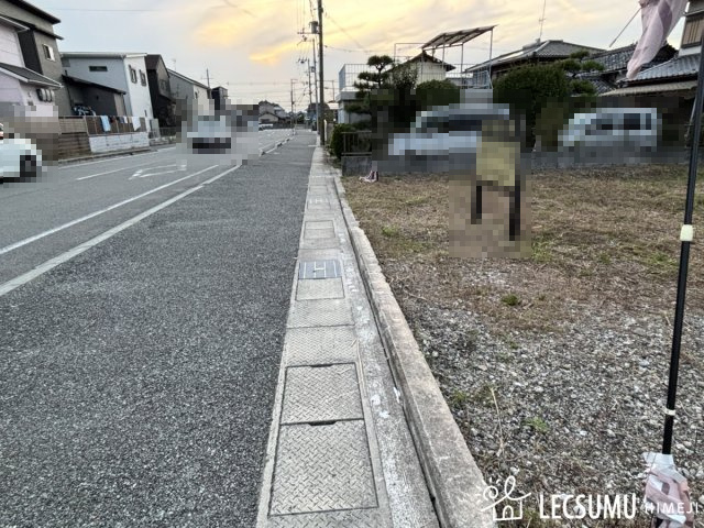 姫路市網干区新在家A号地／売土地の前面道路含む現地写真