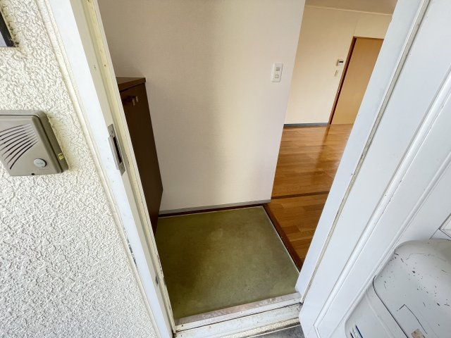 グリーンレジデンスの玄関