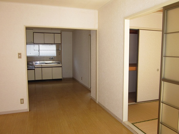 【居間・リビング】 | フレグランスフジＢ