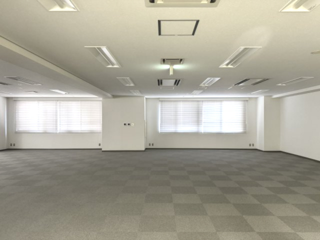 伊藤LKビルの周辺