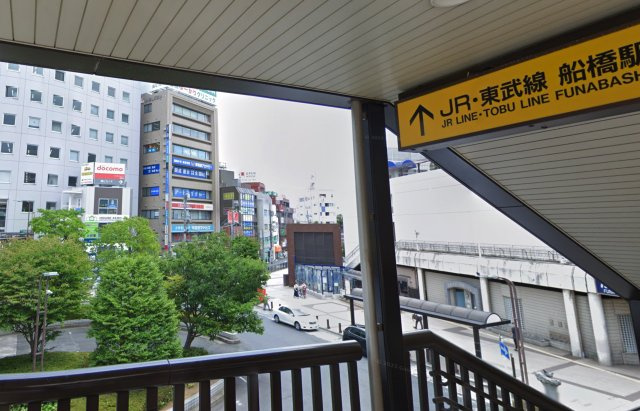 伊藤LKビルの周辺