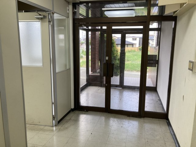 【ロビー】 | ユトリロ北山