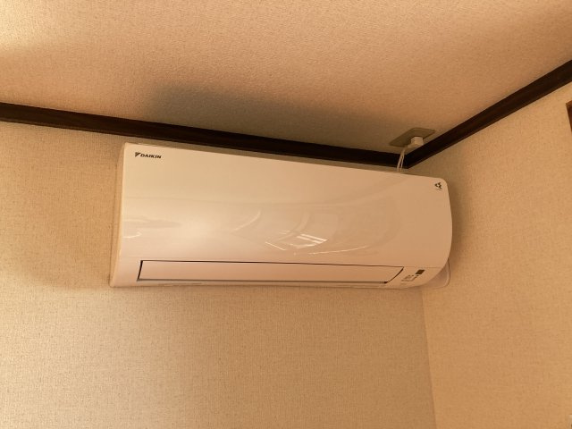 【設備】 | ユトリロ芦原駅 | 洋室エアコン
（※画像はイメージです、現況優先となります）