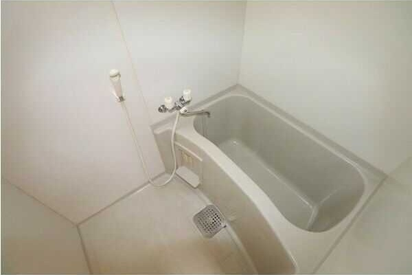 アンプルール リーブル 永遠　　 刈谷市近郊の賃貸はクラスホーム刈谷店の浴室