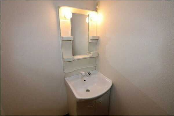 アンプルール リーブル 永遠　　 刈谷市近郊の賃貸はクラスホーム刈谷店の洗面所