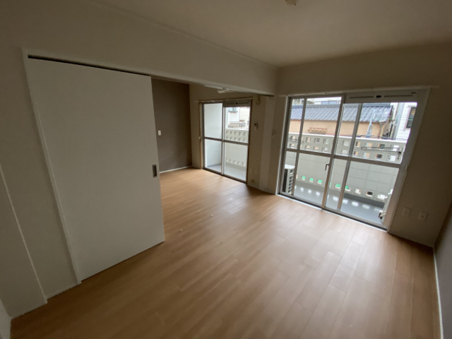 ミロワ西灘のその他