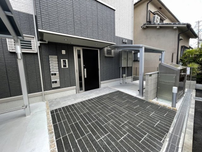 【エントランス】 | ウィン淡路駅前 | 共用玄関です